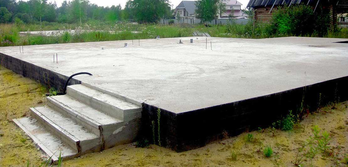 Устройство плитного фундамента в г. Буда-Кошелево